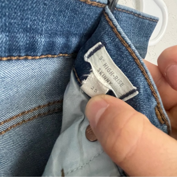 Madewell Women's High-Rise Skinny Jeans in Danny Wash Size 25 - Picture 7 of 11